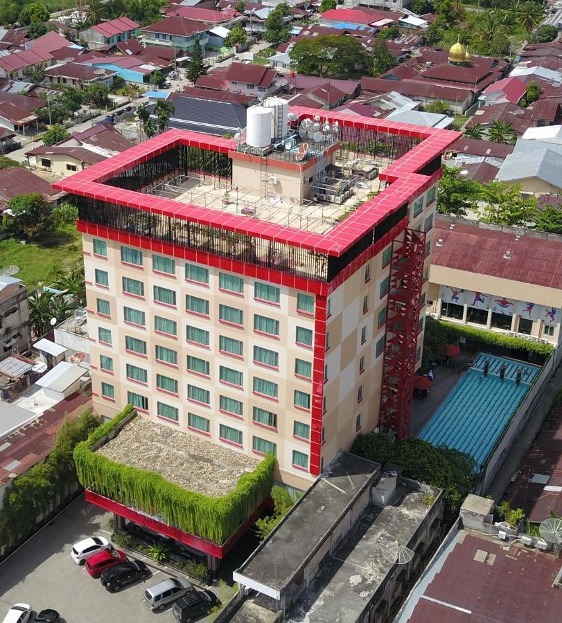 Grand Zuri Dumai Hotel Bagian luar foto