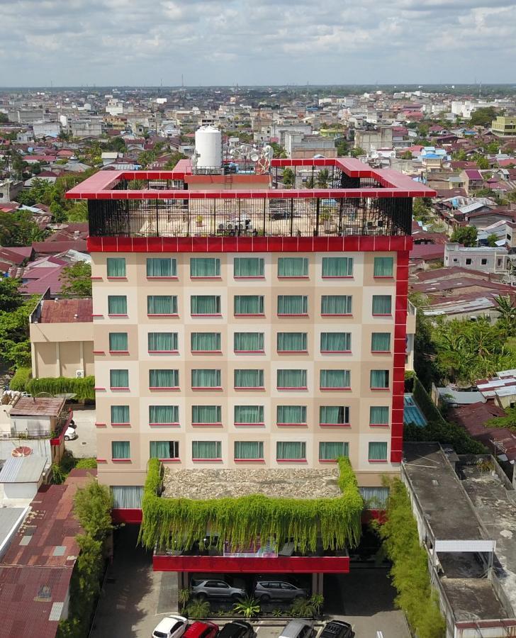 Grand Zuri Dumai Hotel Bagian luar foto