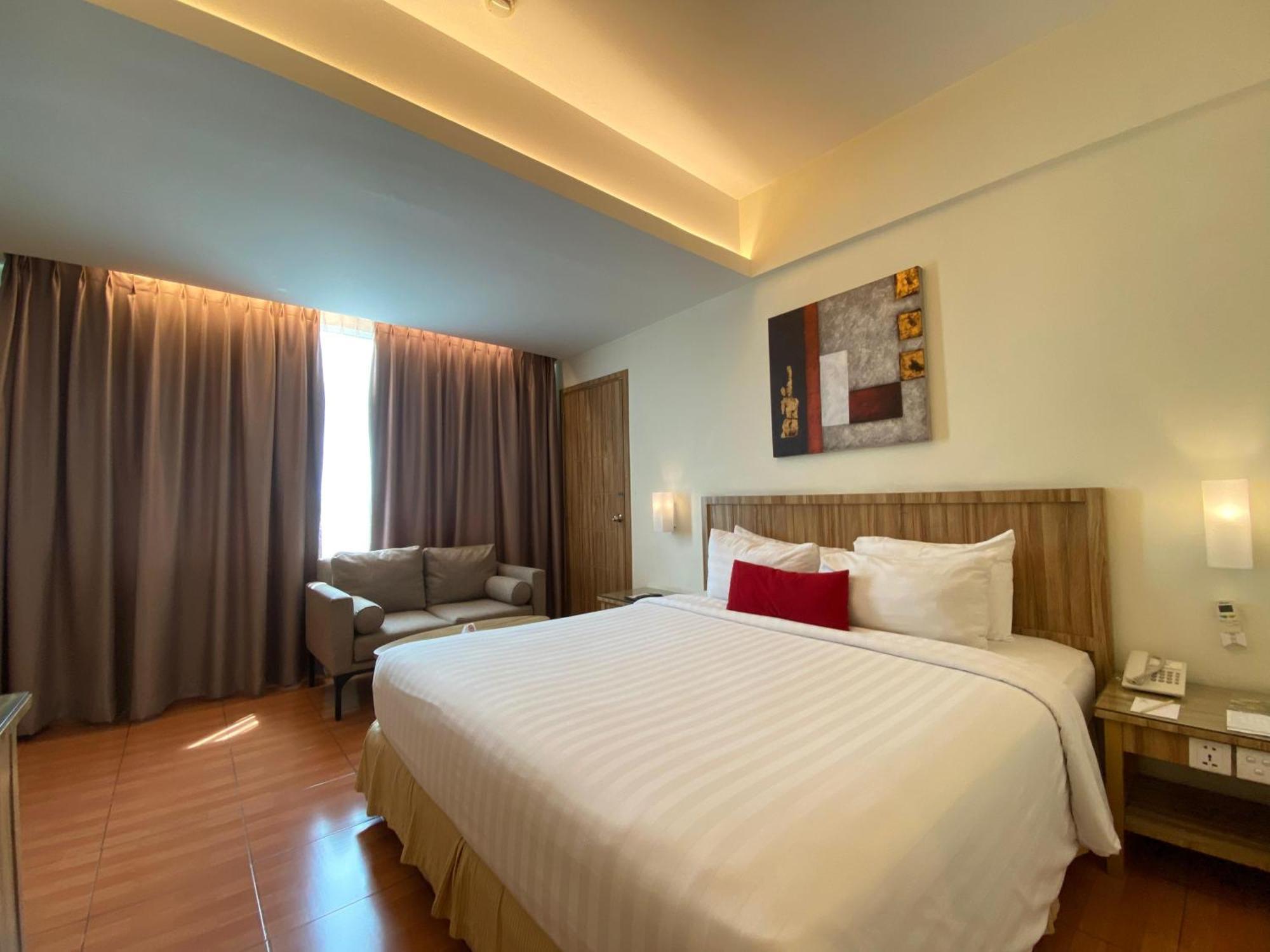 Grand Zuri Dumai Hotel Bagian luar foto