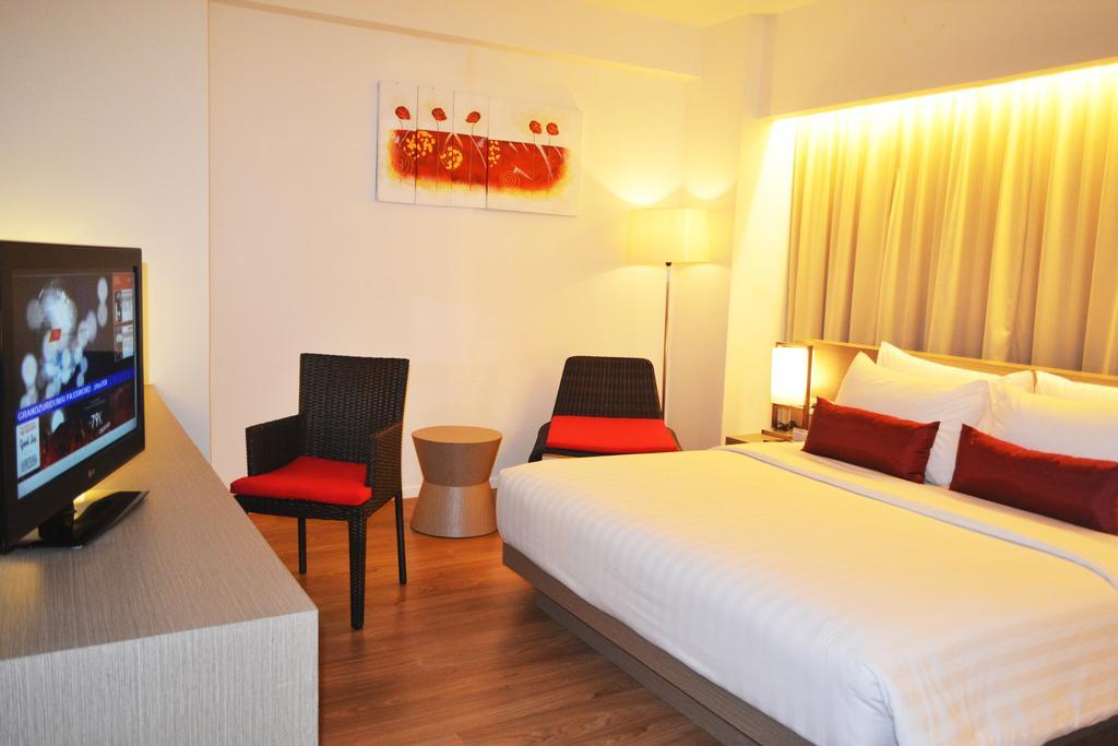 Grand Zuri Dumai Hotel Bagian luar foto
